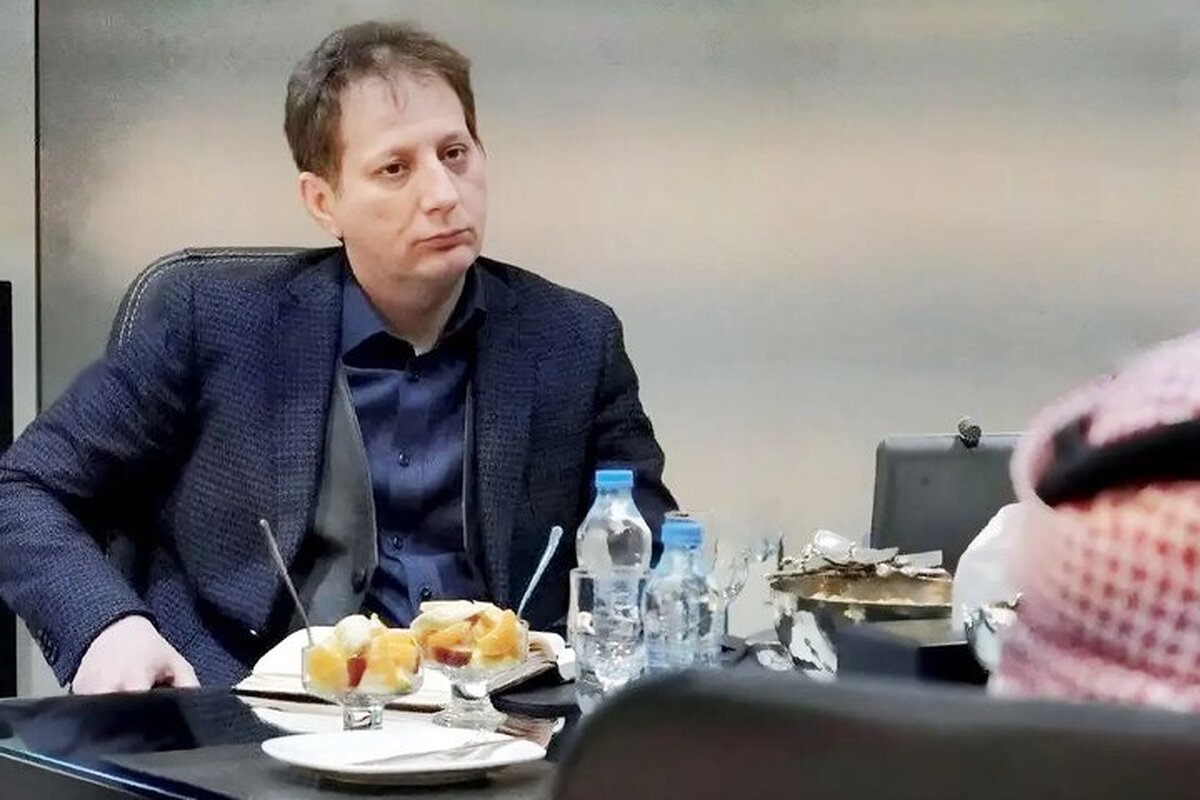 فعالیتهای بابک زنجانی باید شفاف باشد؛ مردم سرمایه‌دار سوگلی و نمایشی نمی‌خواهند
