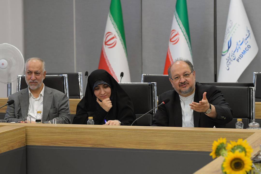 گزارش نشست هم‌اندیشی مدیرعامل شرکت صنایع پتروشیمی خلیج فارس و جمعی از نمایندگان مجلس