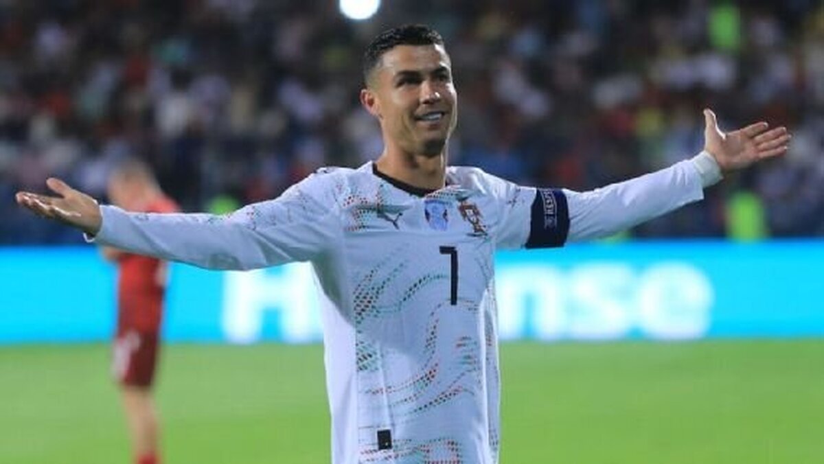 سرمربی پرتغال: رونالدو مانند یک جوان می‌جنگد