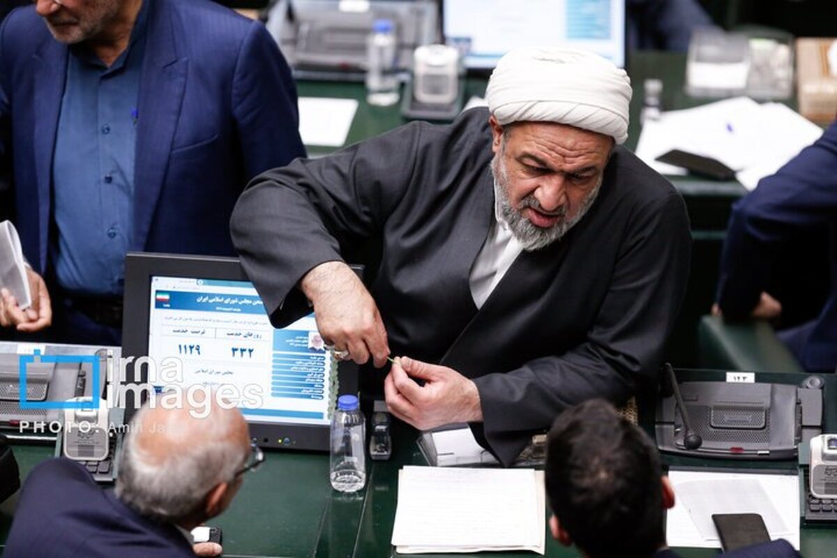 پست حمید رسایی پس از حمایت مقام معظم رهبری از پزشکیان: باید از اقدامات غلط رئیس‌جمهور انتقاد کنیم