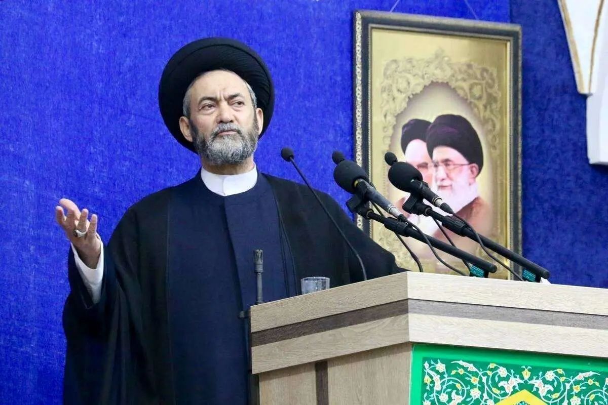 امام جمعه اردبیل خطاب به رئیس‌جمهور: آقای پزشکیان، سیستم ارجاع را پیگیری کنید