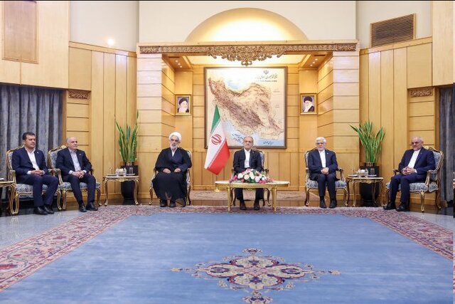 پزشکیان پیش از سفر به قطر: اسرائیل در جنایت‌های خود قائل به هیچ چارچوبی نیست