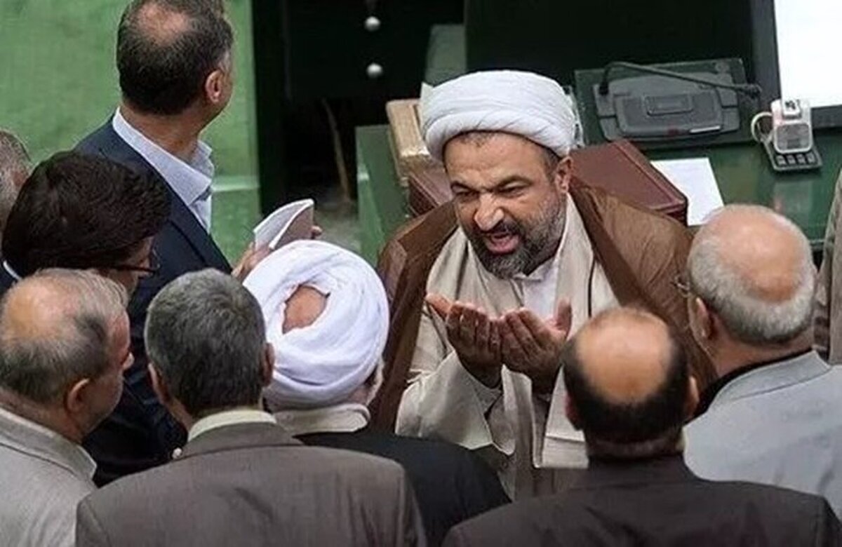 روزنامه اصولگرا: حمیدرسایی شایسته مجازات قضایی است