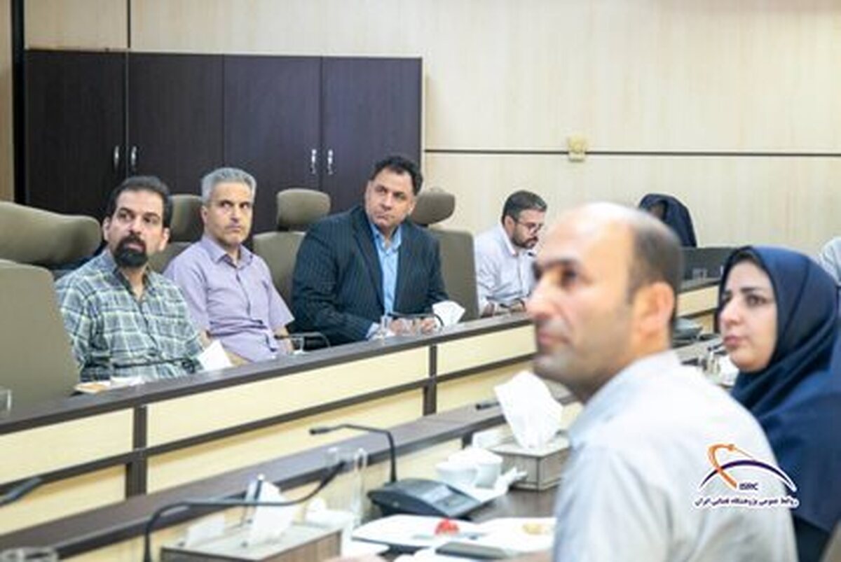 پیش‌نشست «پنجشنبه‌های نظارتی» وزارت ارتباطات در پژوهشگاه فضایی ایران برگزار شد