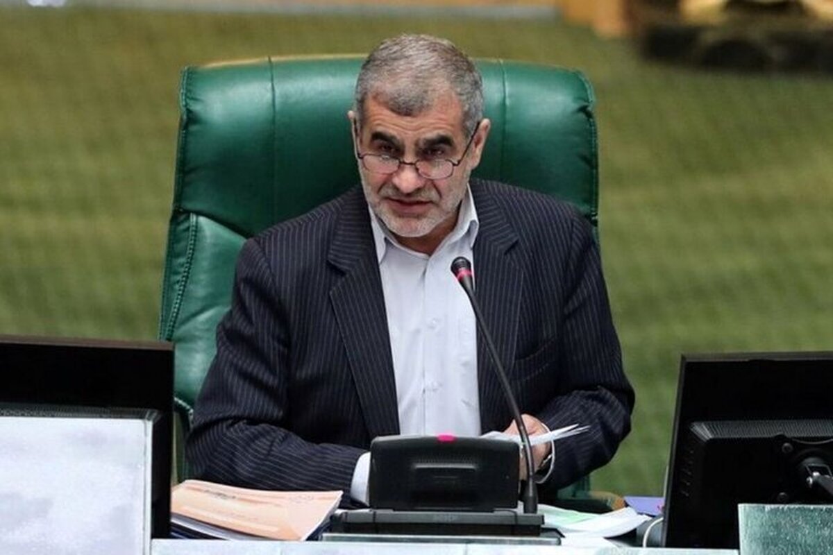 نیکزاد: نفهمیدیم آقای باهنر این حرفها را درباره حز‌ب‌اللهی‌ها و غیرحزب‌اللهی‌ها از کجا آورده؟