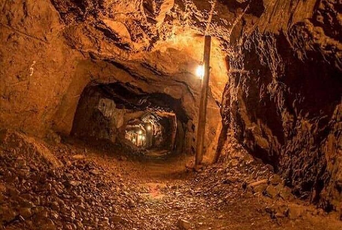 مرگ دو معدنچی در اثر ریزش معدن طلا در افغانستان