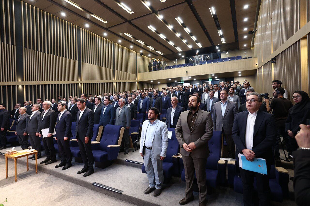 تقدیر از کرمان موتور در سومین همایش تجلیل از برترین‌های بورس کالای ایران