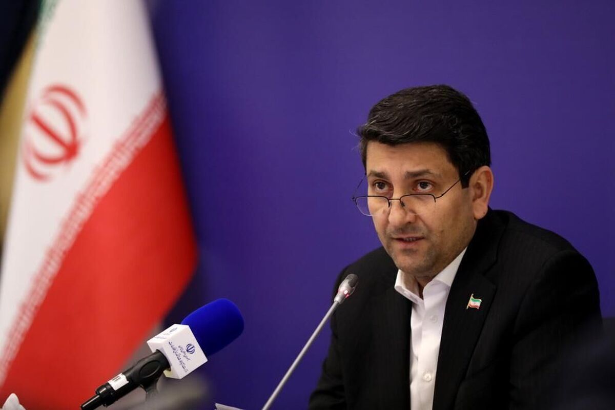 وزیر ارتباطات: به هیچ عنوان اجازه انحصار در پروژه فیبر نوری نمی‌دهیم