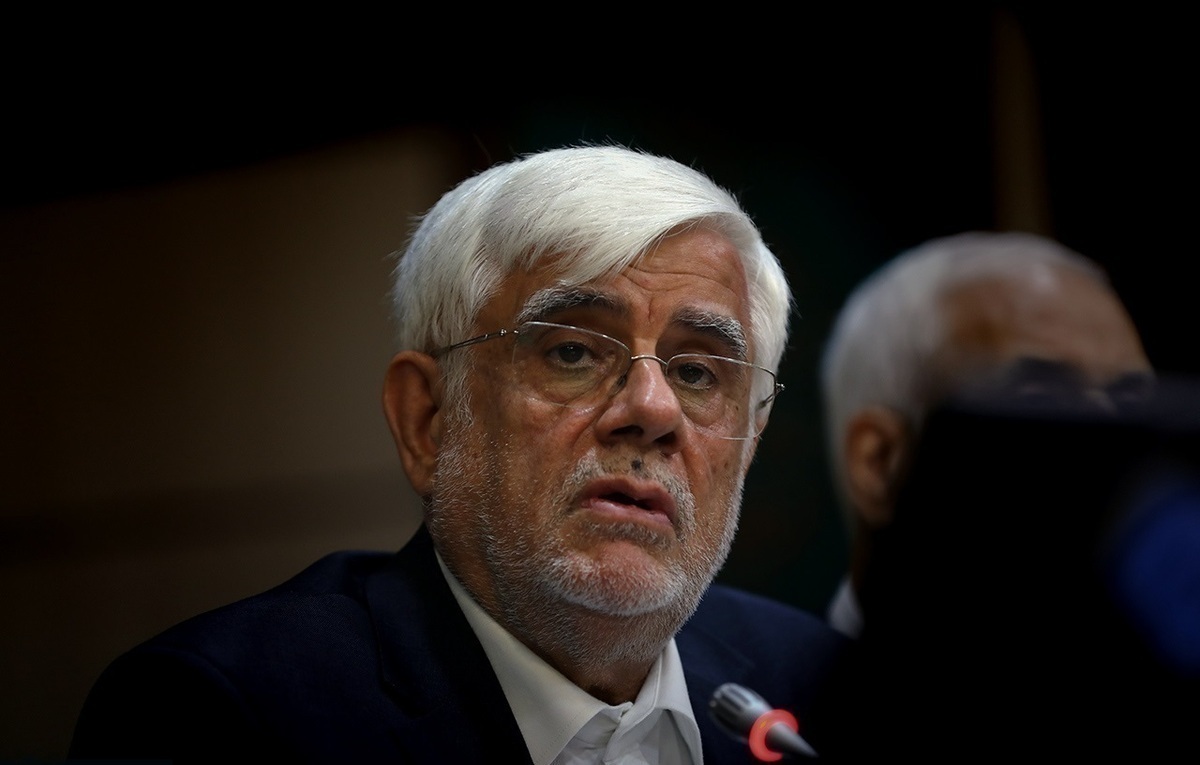 رسایی: دیوان محاسبات نامه داده که تمام امضا‌های آقای عارف غیر‌قانونی است