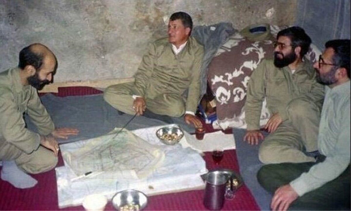 حسن روحانی: در جلسه پس از آزادسازی خرمشهر تنها سه نفر خواهان پایان جنگ بودند