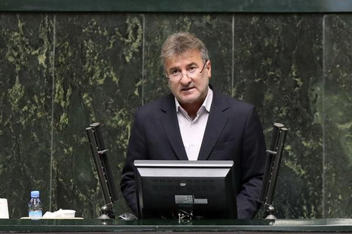 هشدار نماینده مجلس: یکی دو ماه آینده  کمبود مرغ و گوشت خواهیم داشت