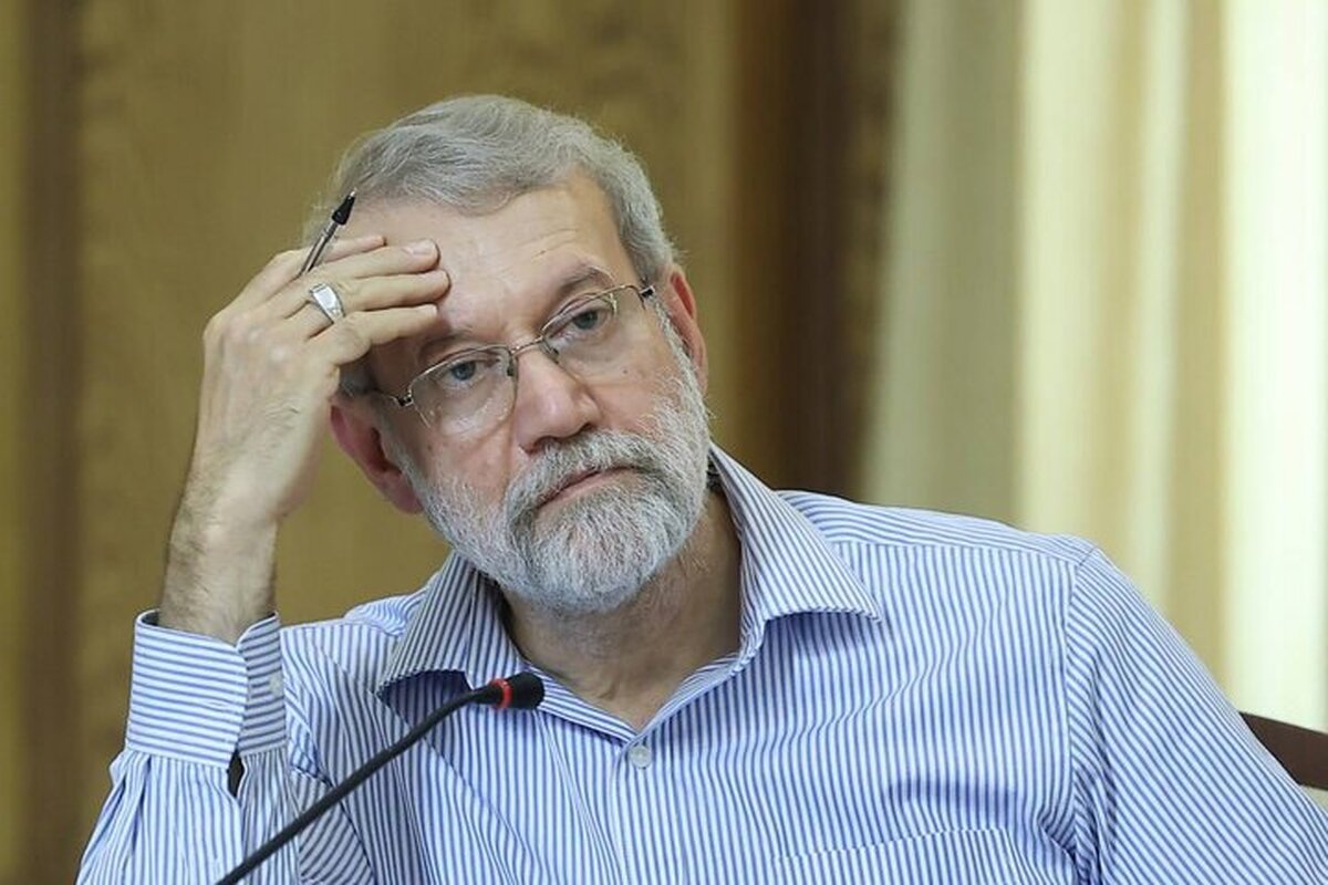 لاریجانی: ساده اندیشی نباید کرد، کسی نمی‌گوید مذاکره نکنیم، اما باید در جای خودش انجام شود