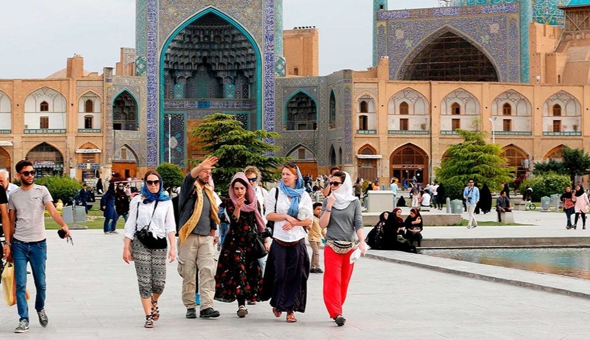 رشد خیالی گردشگری؛ تضاد آمار‌های وزیر با واقعیت هتل‌های خالی ایران