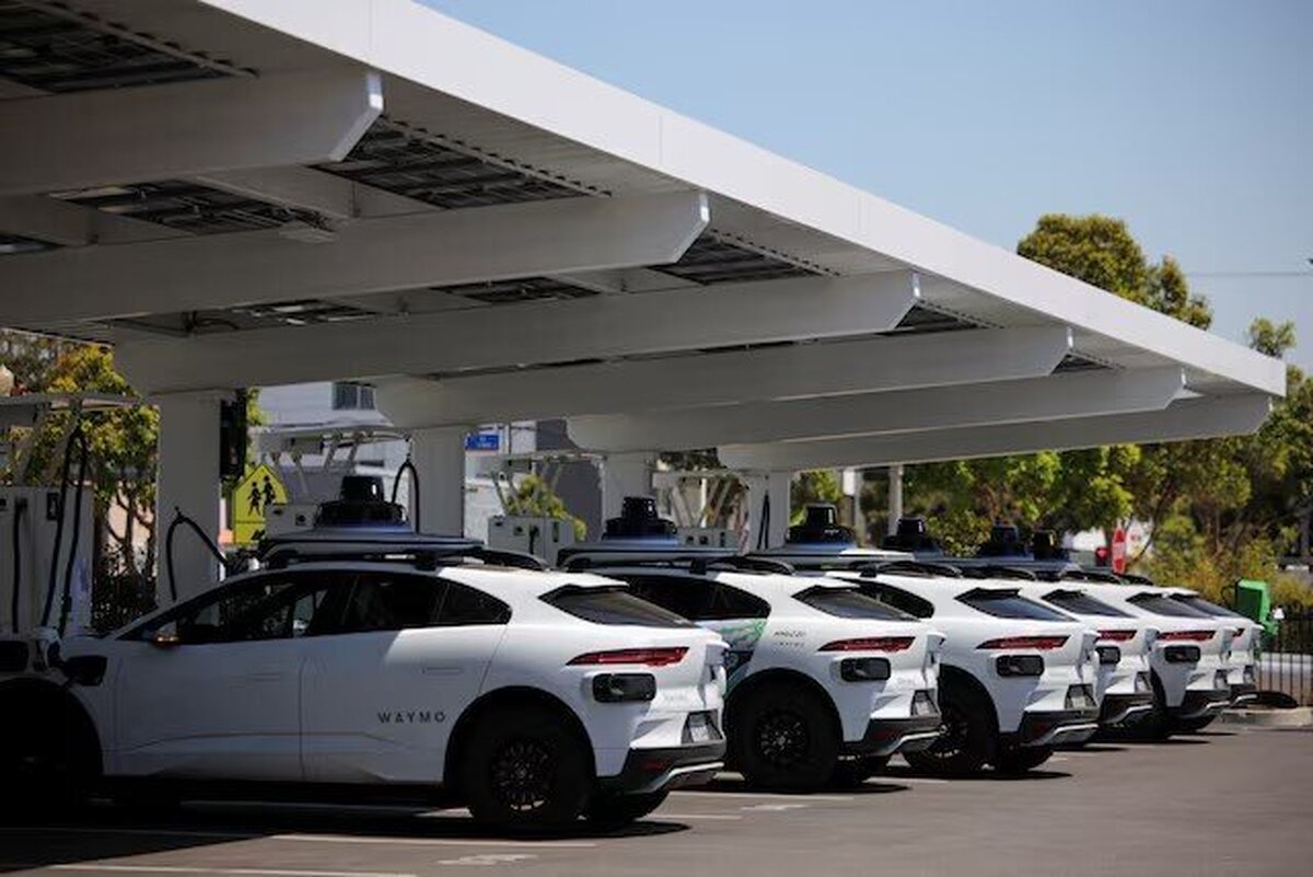 این سه شهر صاحب سرویس تاکسی روباتیک گوگل می‌شوند