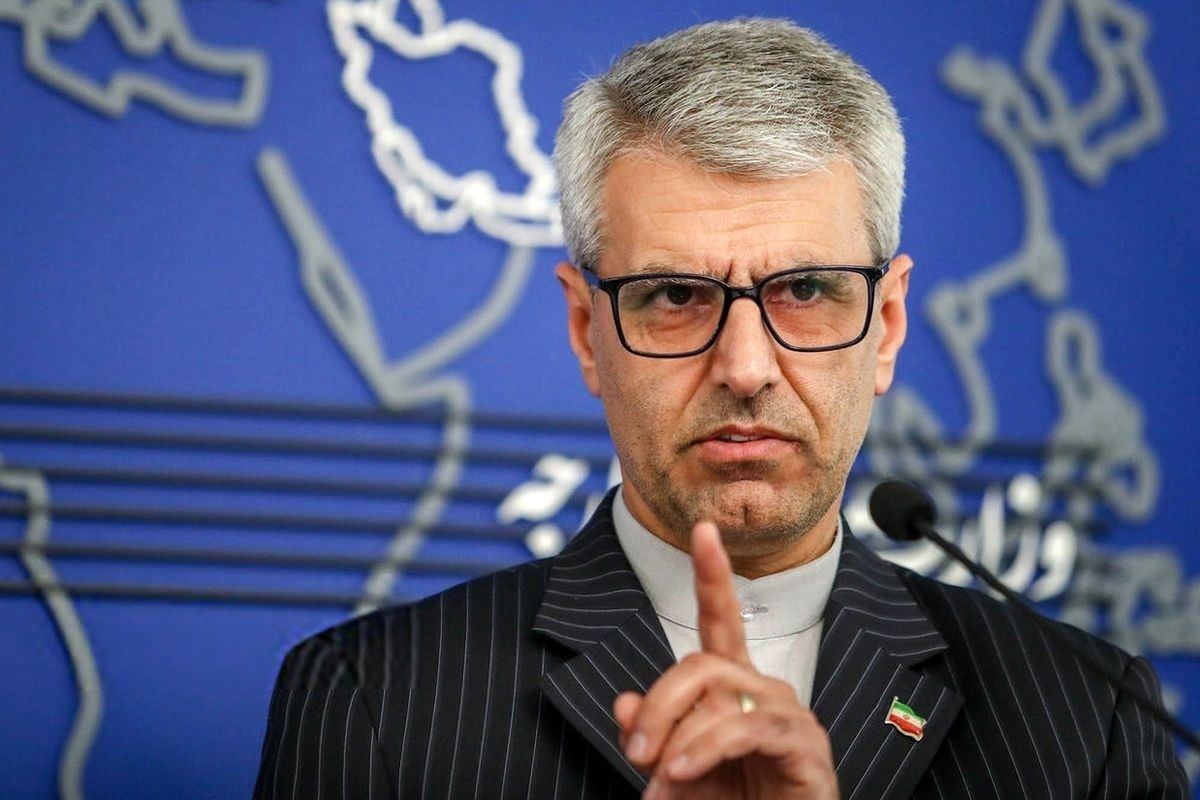 سخنگوی وزارت خارجه: آزادی دو تبعه فرانسوی از زندان اوین، مشروط است