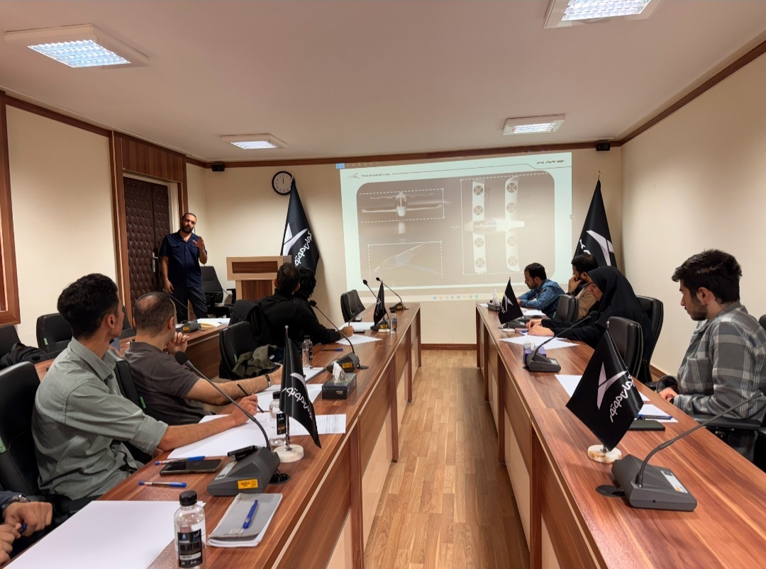 پایان مرحله منتورینگ و آموزش برگزیدگان مرحله اول مسابقه طراحی وسایل نقلیه عمودپرواز کرمان موتور پایان مرحله منتورینگ و آموزش برگزیدگان مرحله اول مسابقه طراحی وسایل نقلیه عمودپرواز کرمان موتور