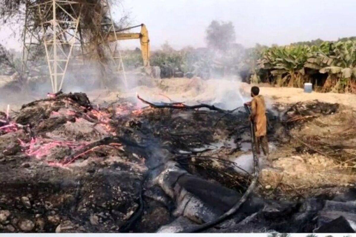 آتش‌سوزی در خط انتقال آب؛ فرماندار بندر لنگه: ماجرا در حال پیگیری است