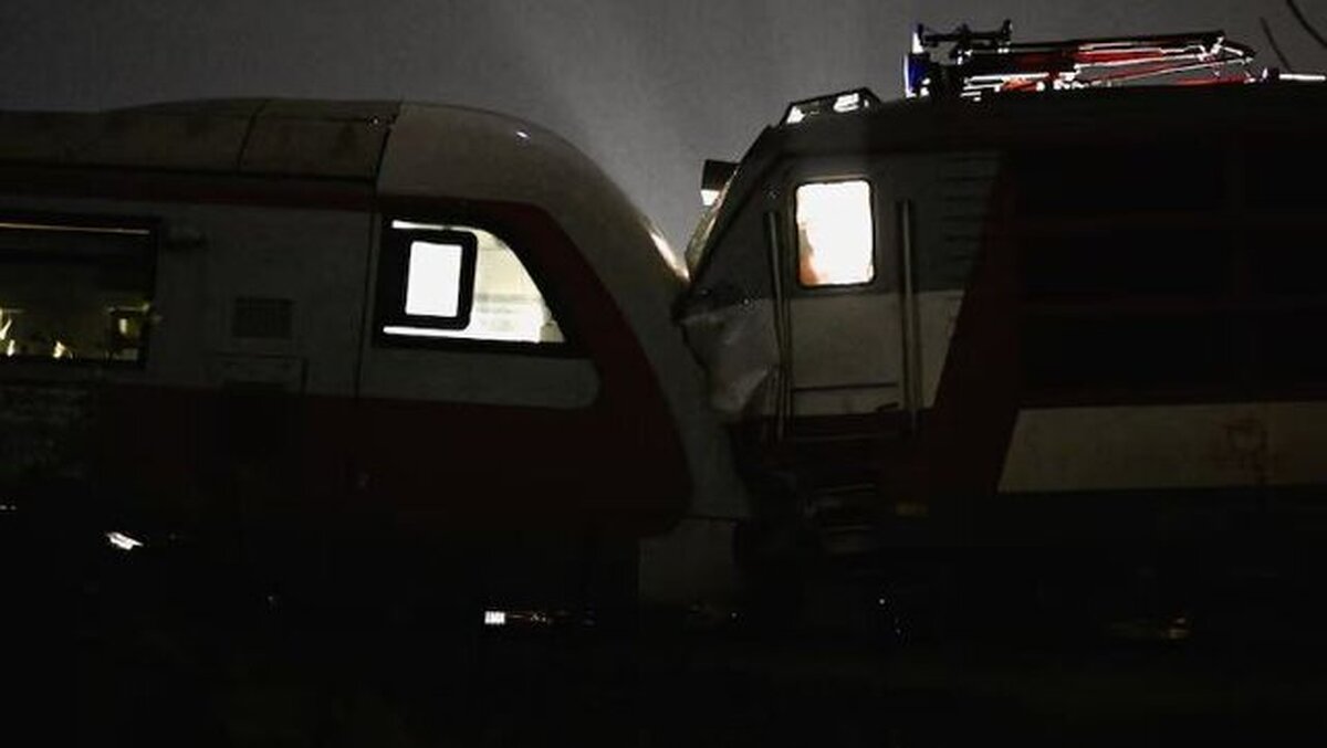 تصادف ۲ قطار در اسلواکی؛ ده‌ها مسافر زخمی شدند