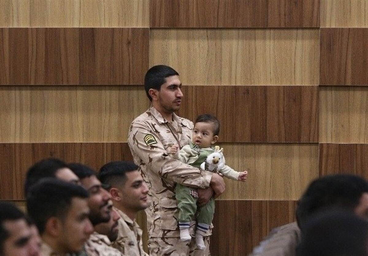 احتمال تمدید مهلت معافیت سربازان دارای فرزند تا پایان سال آینده؟