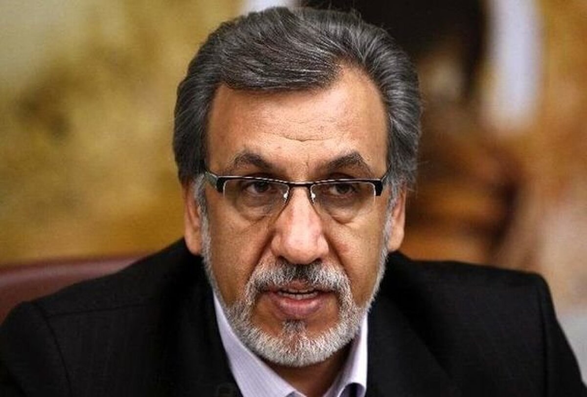 متهم پرونده اختلاس ۳ هزار میلیارد تومانی اتاق بزرگی داشت و چفیه هم انداخته بود