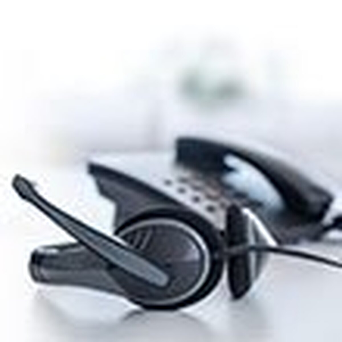 ارائه خدمات تلفنبانک بانک ملی ایران از شماره تلفن ۲۷۸۴-۰۲۱