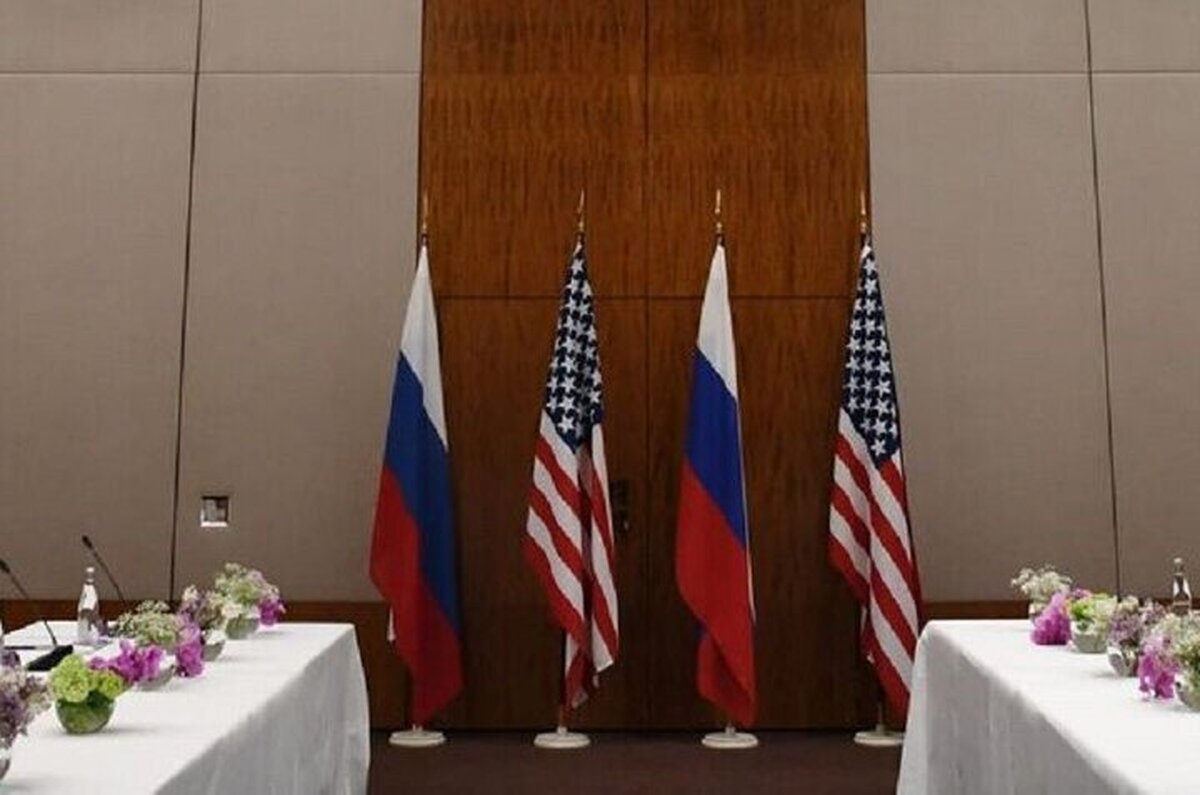 آکسیوس: آمریکا در حال مشاوره مخفیانه با روسیه برای پایان جنگ است