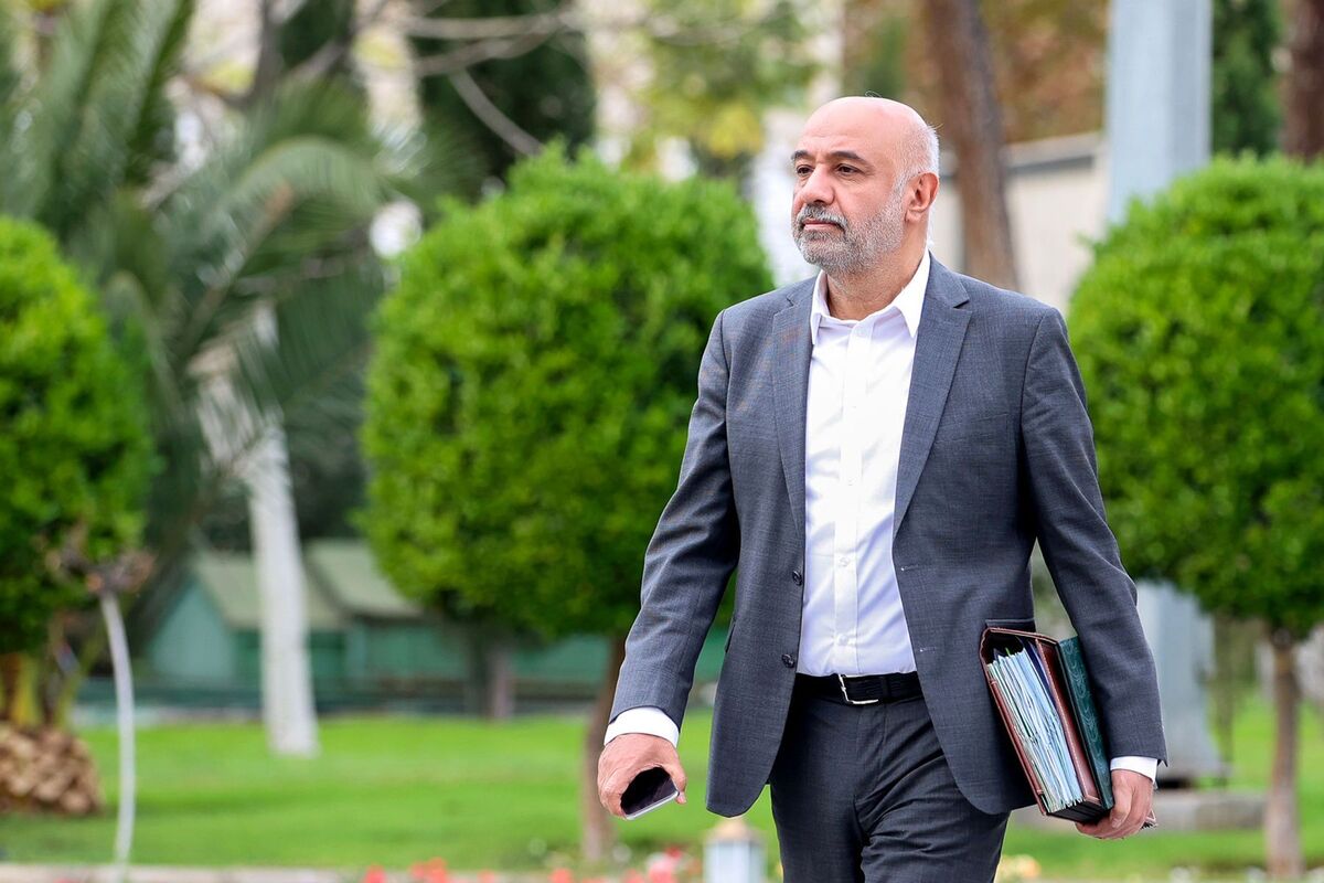 احمد میدری به مجلس میرود