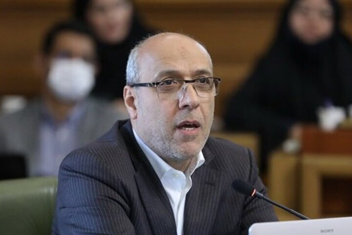 عضو شورای شهر تهران: منتظر سوغاتی آقای شهردار از چین هستیم | مردم بدانند باید صبر ایوب داشته باشیم