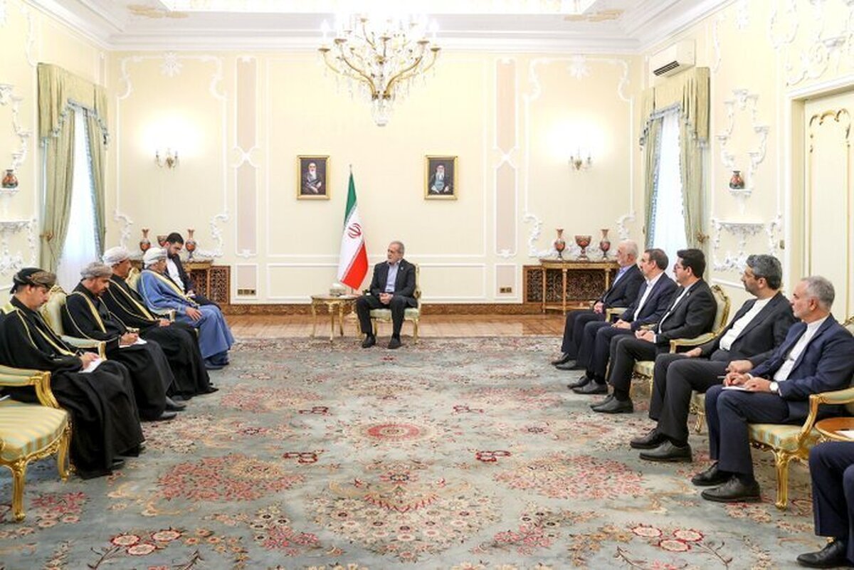 پزشکیان: تلاشهای مسقط در زمینه میانجیگری و میزبانی از مذاکرات تهران و واشنگتن، شایسته تقدیر است
