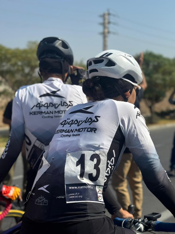 قهرمانی و رکورد شکنی برای بانوان دوچرخه سوار کرمان موتور قهرمانی و رکورد شکنی برای بانوان دوچرخه سوار کرمان موتور