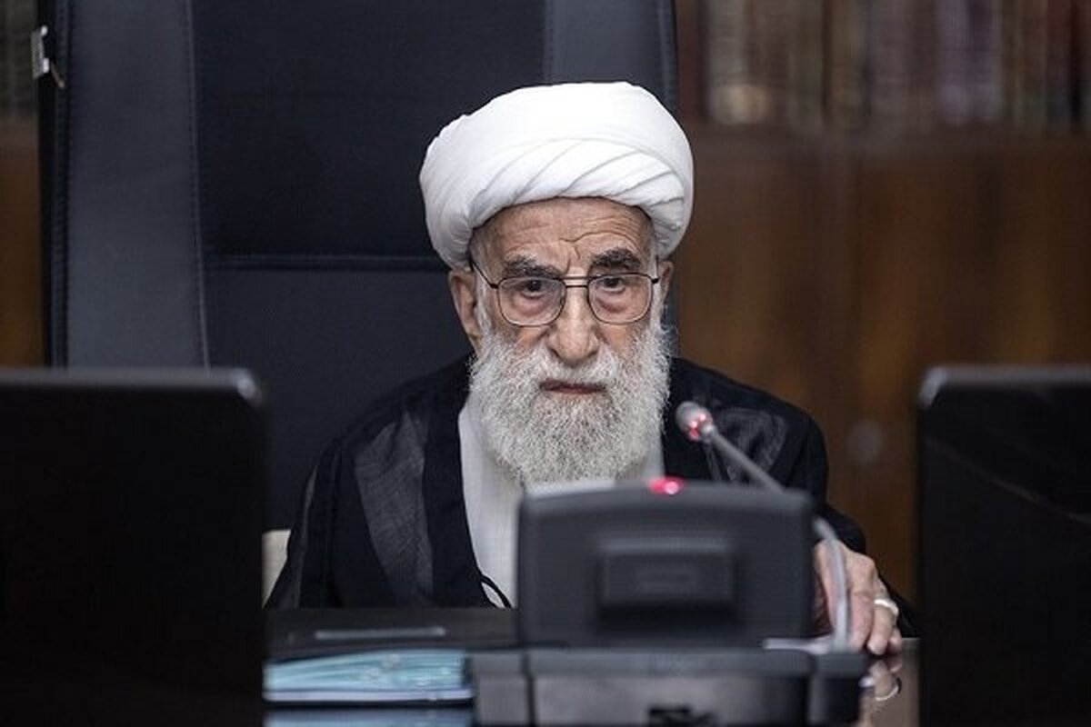 آیتالله جنتی: نگاه غرب به زنان، به تمام معنا استثماری است، اما در دیدگاه اسلام، زنان از کرامتی غیرقابل خدشه برخوردارند