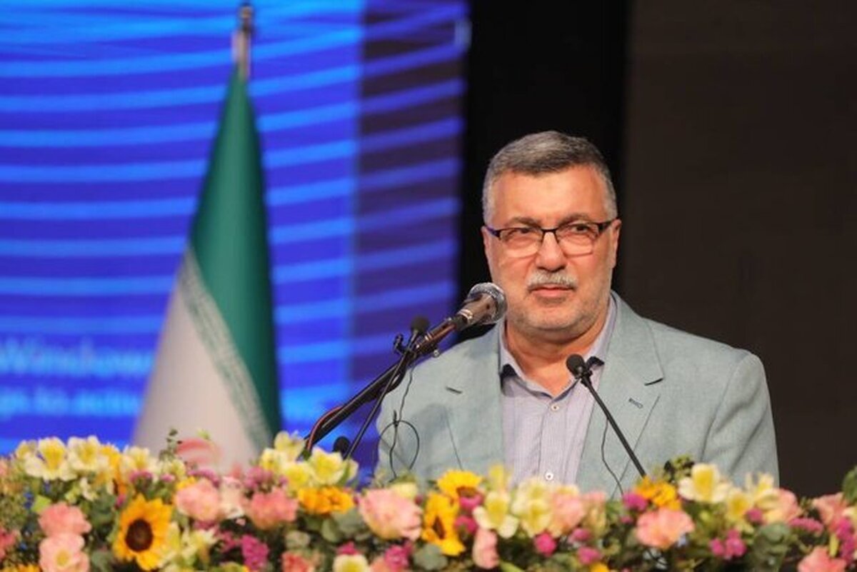 هشدار وزیر بهداشت: بیماری‌های ویروسی مانند سرماخوردگی و آنفلوآنزا هیچ نیازی به آنتی‌بیوتیک ندارند