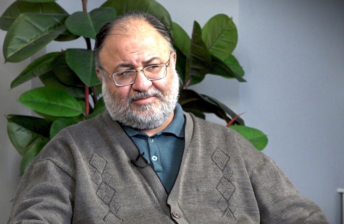 ادعای صادق کوشکی فعال سیاسی نزدیک به سعید جلیلی درباره ۲۷۰ کیلو آجیل و پاستیل مورد استفاده تیم ظریف در جریان مذاکرات هسته‌ای ۲۰۱۵؛ سخنگوی وزارت خارجه واکنش نشان داد