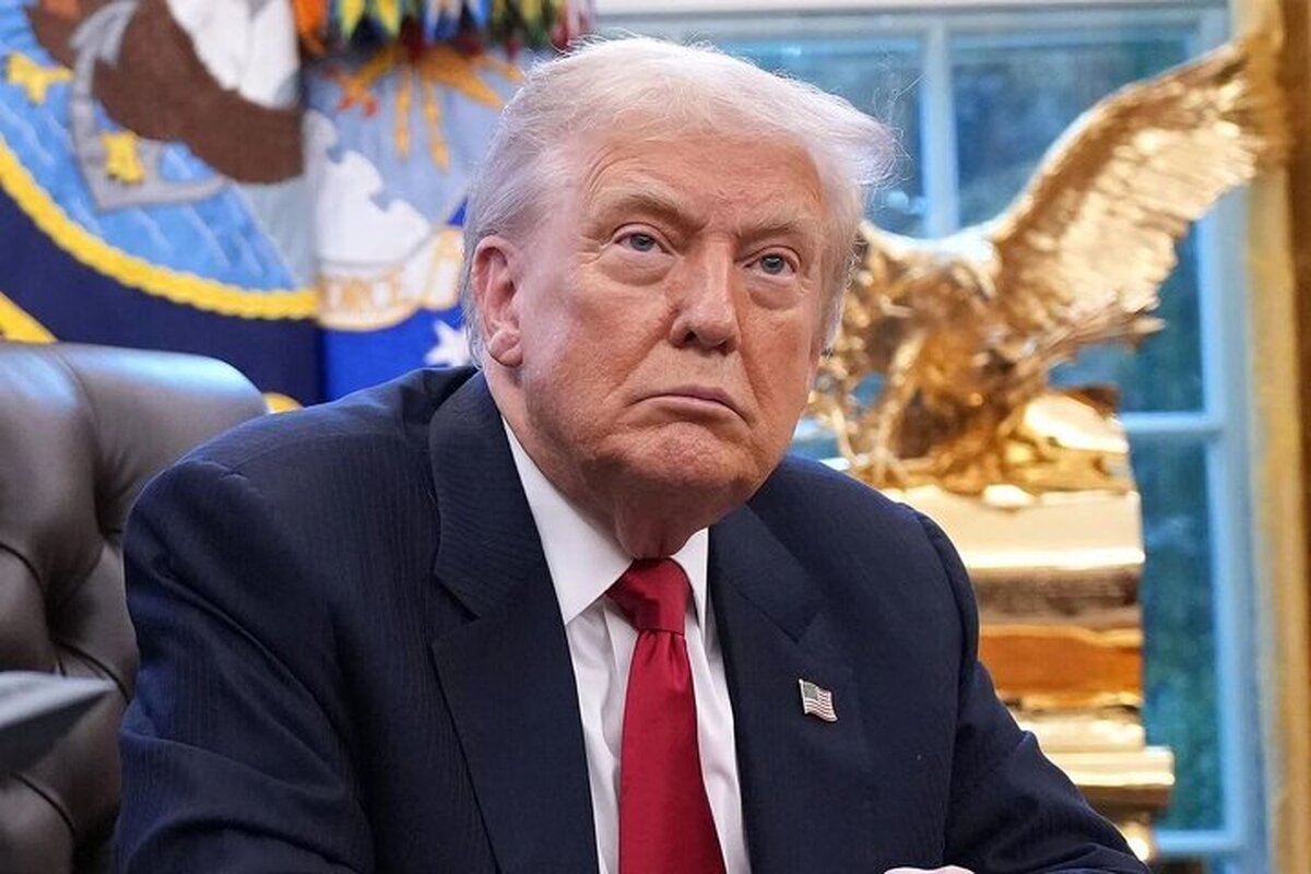 توهین ترامپ به «ایلهان عمر» عضو مسلمان مجلس نمایندگان آمریکا:  او آشغال است | سومالی بوی بد می‌دهد