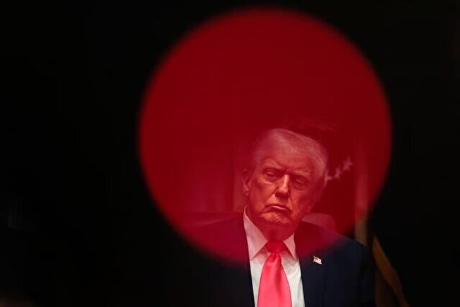 پالتیکو: سند جدید «راهبرد امنیت ملی» آمریکا، چالشی بنیادین پیش پای دولتی‌های میانه‌گرای اروپا قرار داده