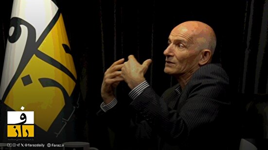 حجاب بیش از آنکه مساله دینی باشد، مساله قدرت است l هنوز فرصت آشتی وجود دارد