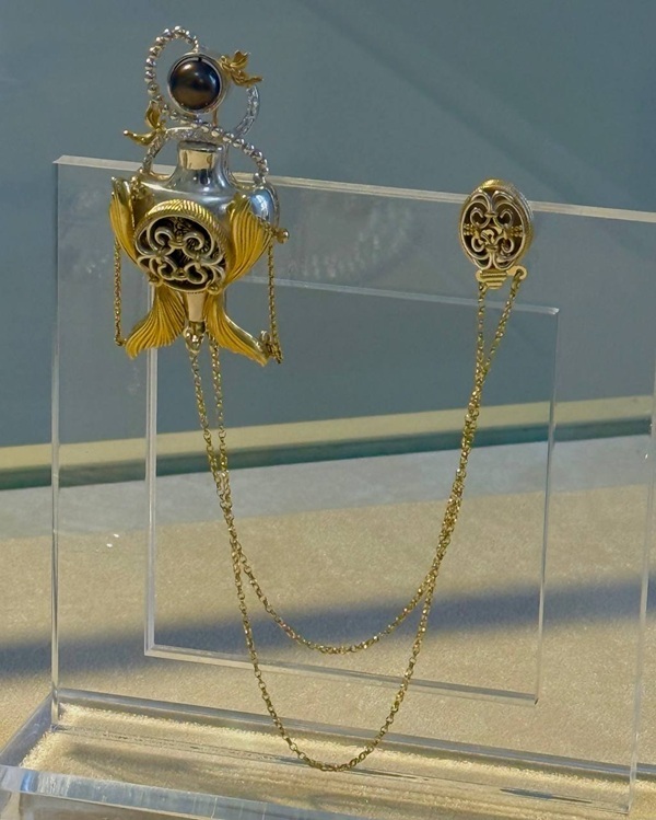 گنج‌های قصه‌گو؛ از حکایت مثنوی تا زرگری در قلب قاجار