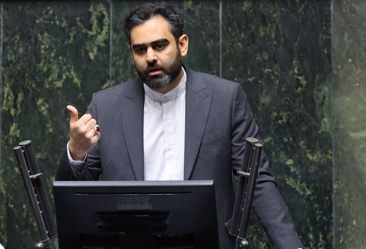 روزنامه اصولگرا: ثابتی با اتهام‌پراکنی آبروی یک فرمانده سپاه را هدف قرار داده