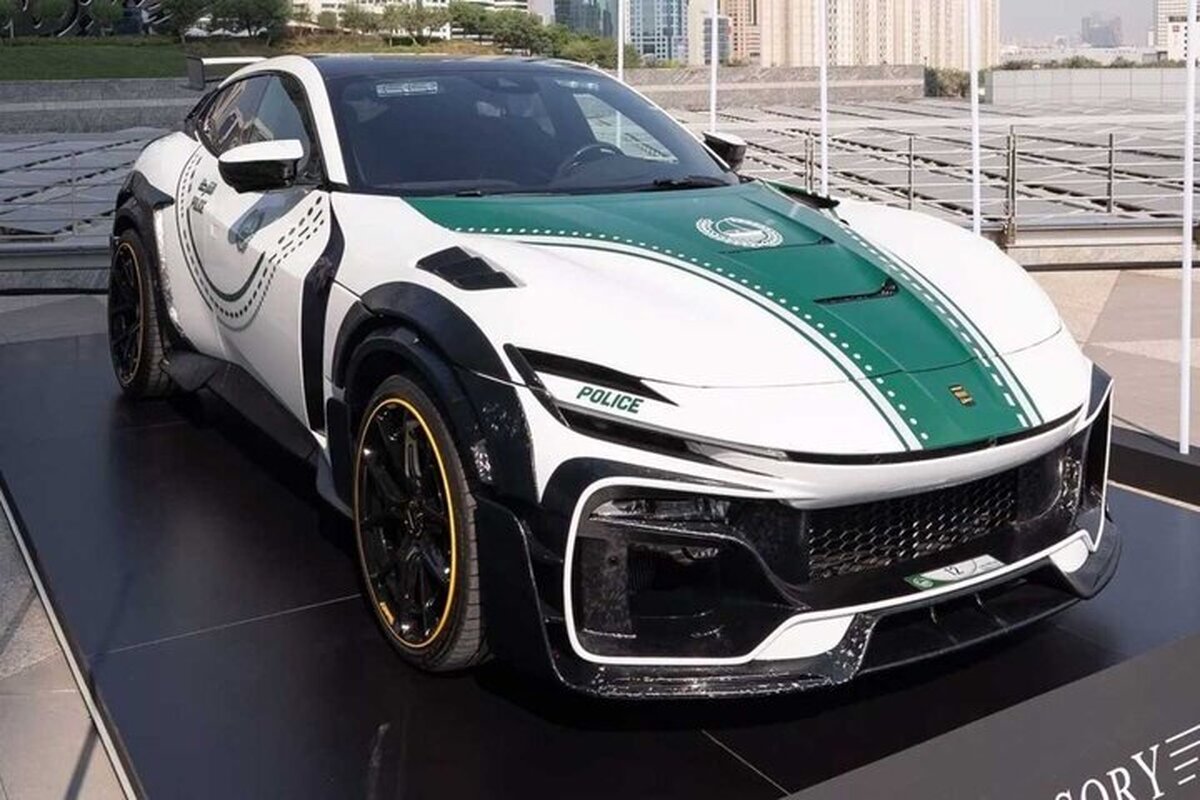 پلیس دبی از خودرو جدید و غیرمنتظره خود رونمایی کرد+تصاویر