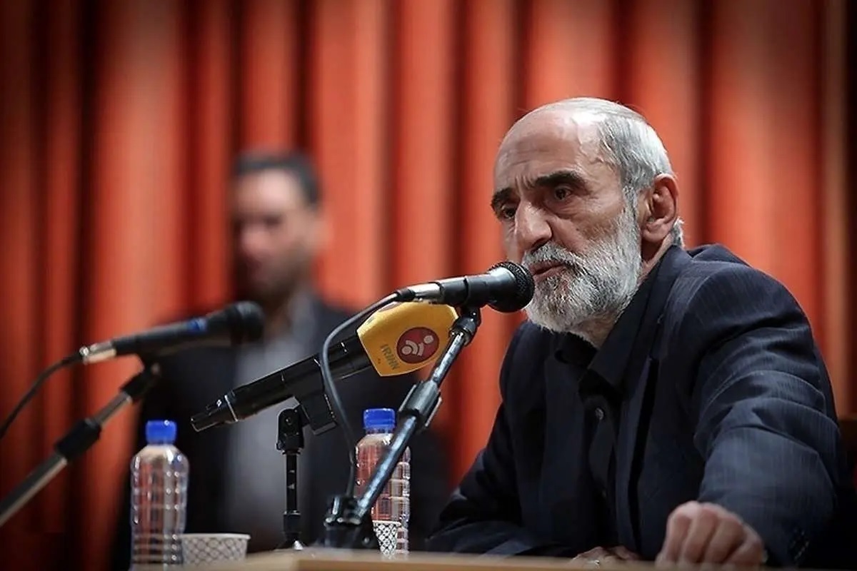 حمله حسین شریعتمداری به پزشکیان به خاطر نامه‌اش به ولیعهد عربستان