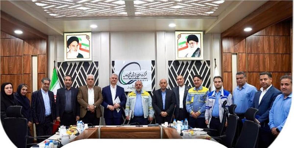 امضای تفاهم‌نامه همکاری علمی، پژوهشی و فناورانه میان شرکت پتروشیمی اروند و دانشگاه آزاد اسلامی خوزستان