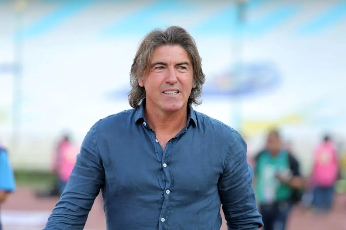 ساپینتو: نباید به پرسپولیس هدیه می‌دادند