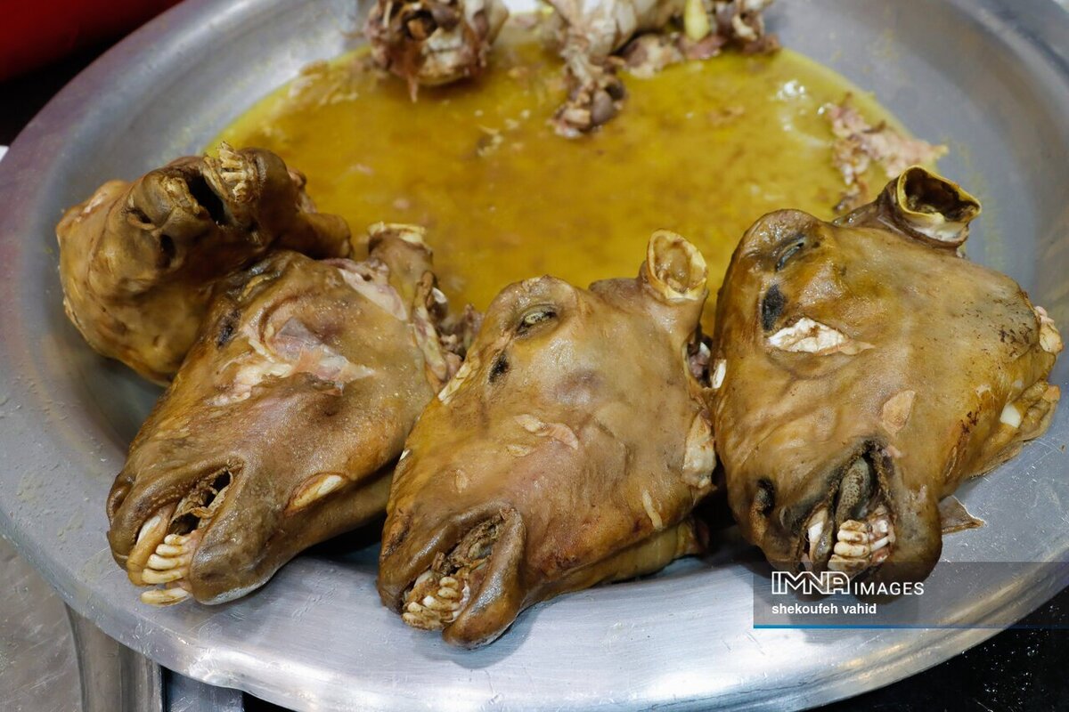 کاهش فروش و افزایش هزینه؛ کله‌پاچه دیگر غذای قشر ضعیف نیست!