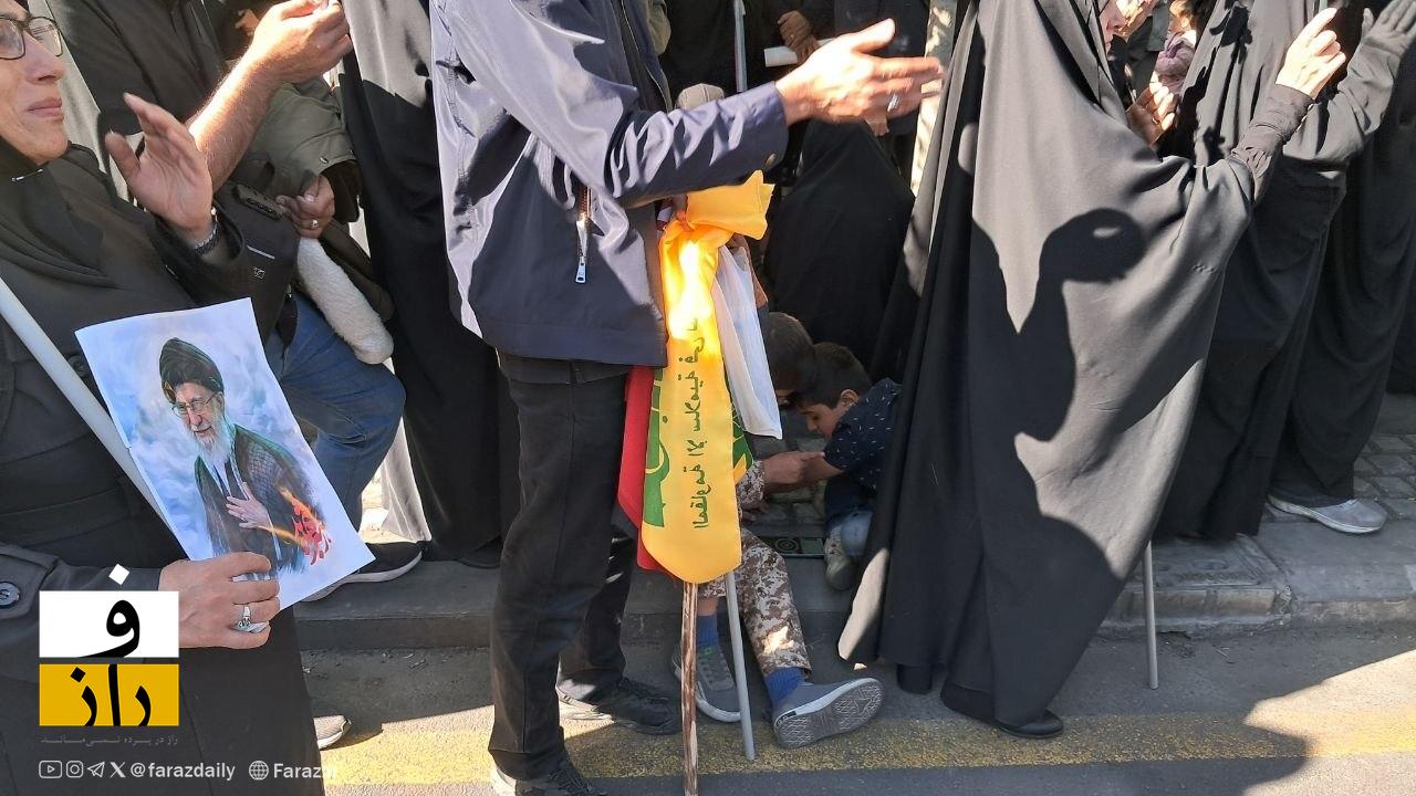گزارش تصویری از مراسم اربعین رهبر شهید گزارش تصویری از مراسم اربعین رهبر شهید