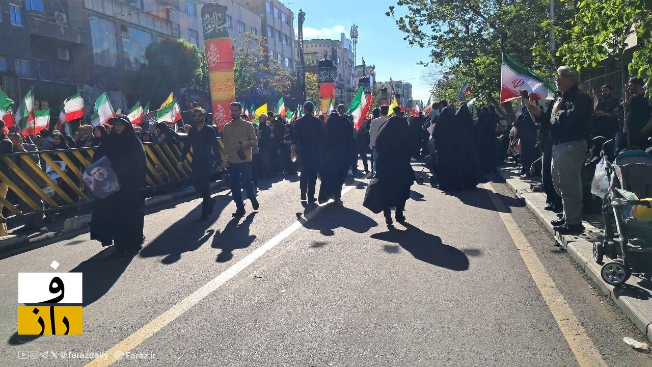 گزارش تصویری از مراسم اربعین رهبر شهید گزارش تصویری از مراسم اربعین رهبر شهید
