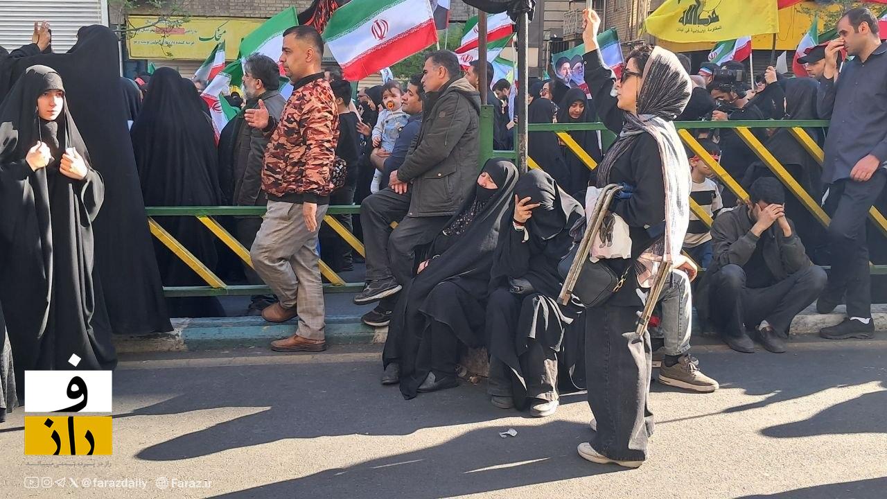 گزارش تصویری از مراسم اربعین رهبر شهید گزارش تصویری از مراسم اربعین رهبر شهید