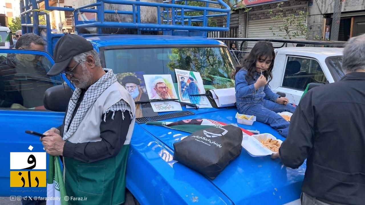 گزارش تصویری از مراسم اربعین رهبر شهید گزارش تصویری از مراسم اربعین رهبر شهید