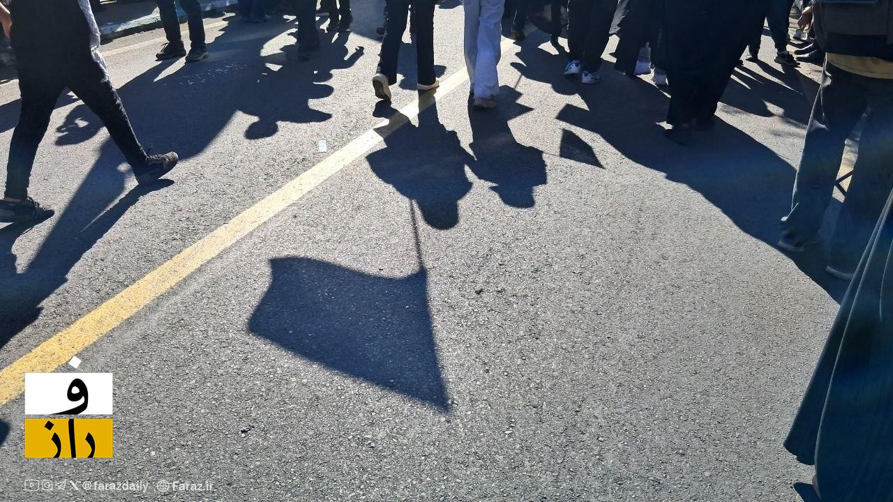 گزارش تصویری از مراسم اربعین رهبر شهید گزارش تصویری از مراسم اربعین رهبر شهید