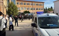 تیراندازی در مقابل مدرسه‌ای در غرب ترکیه منجر به مجروح شدن دانش‌آموزان شد