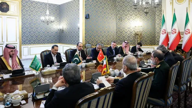 توافق ایران، عربستان، ترکیه و پاکستان بر ادامه گفت‌و‌گو‌ها در سایه حملات انصار الله